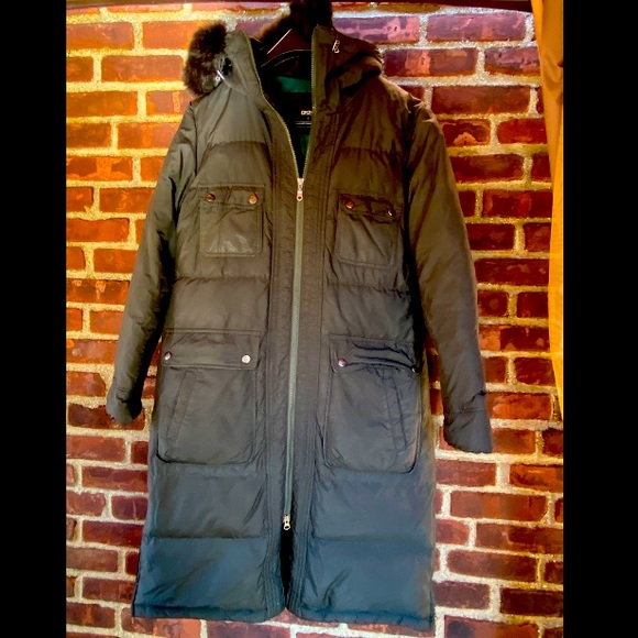 DKNY Black Long puffer insulated warm jacket fur hood winter coat L pockets EUC - Picture 1 of 5